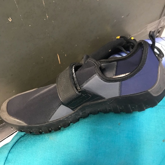 Prada scuba style shoes for men size 10.5. - Picture 3 of 8